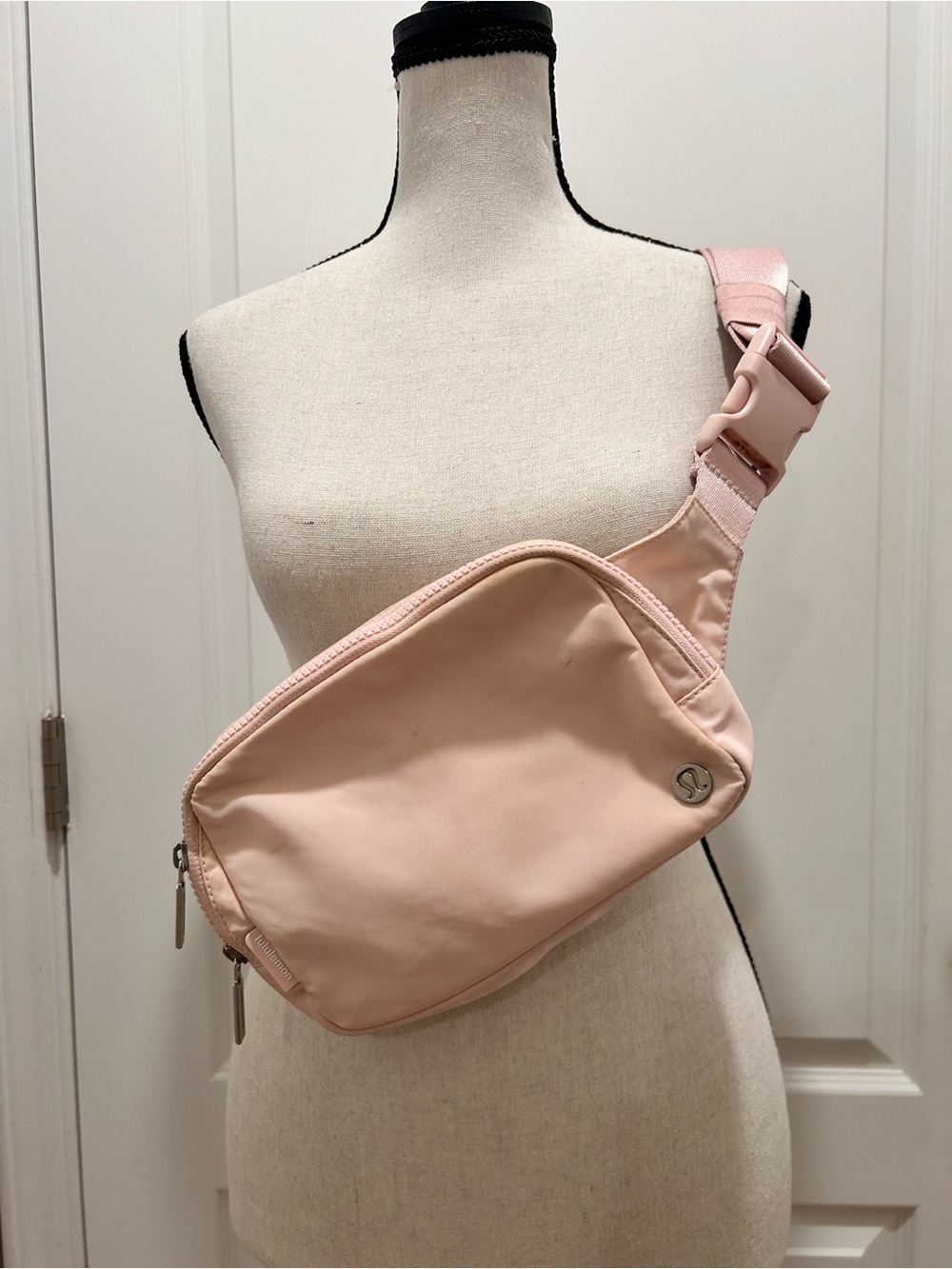 Lululemon Everywhere Belt Bag 1L Pink Pastel Blush Crossbody Waist Bag